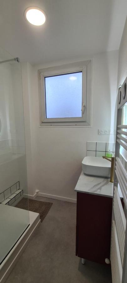Private Room In Shared Apartment III Beauvais Exterior foto